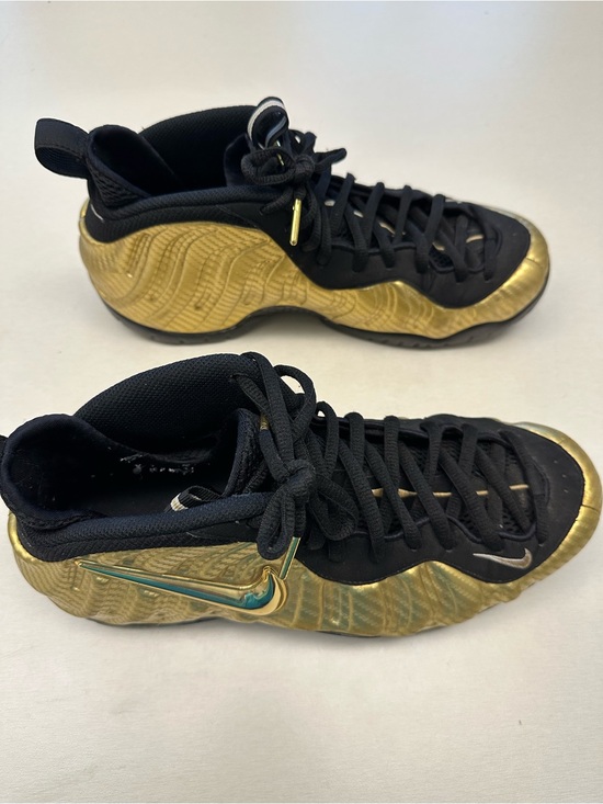 Nike Other - Nike Air Foamposite Pro "Metallic Gold" sneakers (Style Code: 624041-701) 10.5